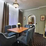 Ξενοδοχείο Hotel Vila Morris Premium Collection 4*