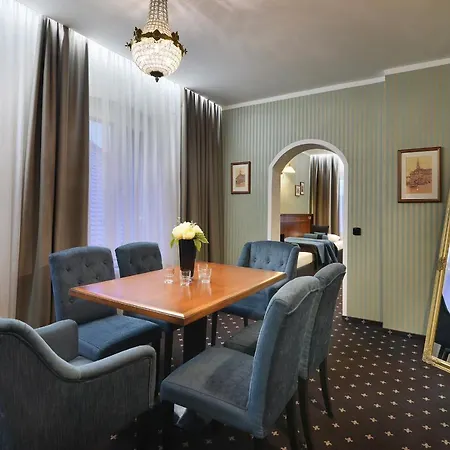 Hotel Morris Premium Collection 4*